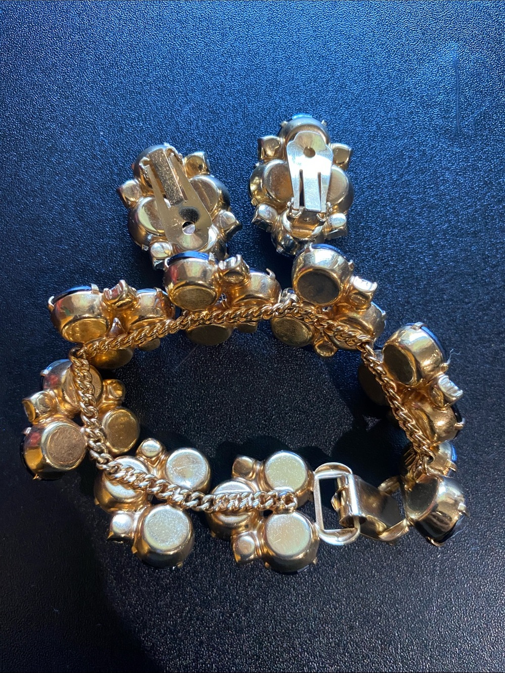 Vintage Hobe Gold-Tone Black and Clear Crystal Cluster Bracelet and earrings - Picture 3 of 7